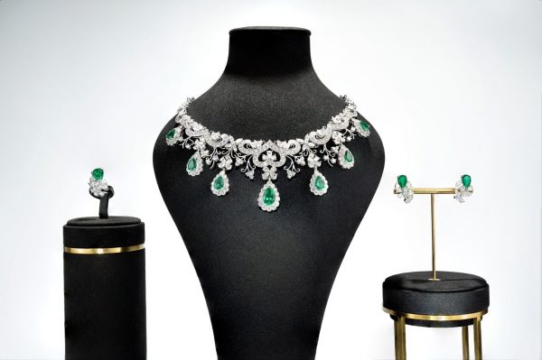 EmeraldSet - Image 2
